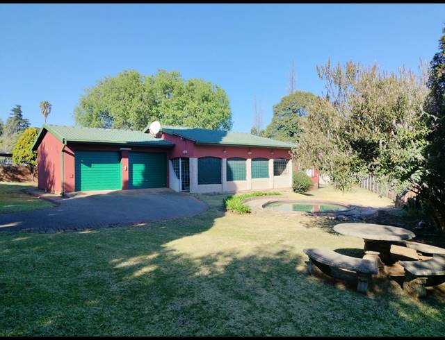 3 BEDROOM HOUSE FOR SALE IN RHODESFIELD